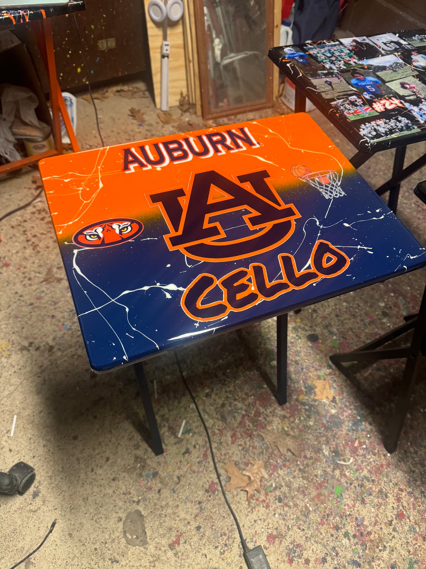 Custom Tray Table